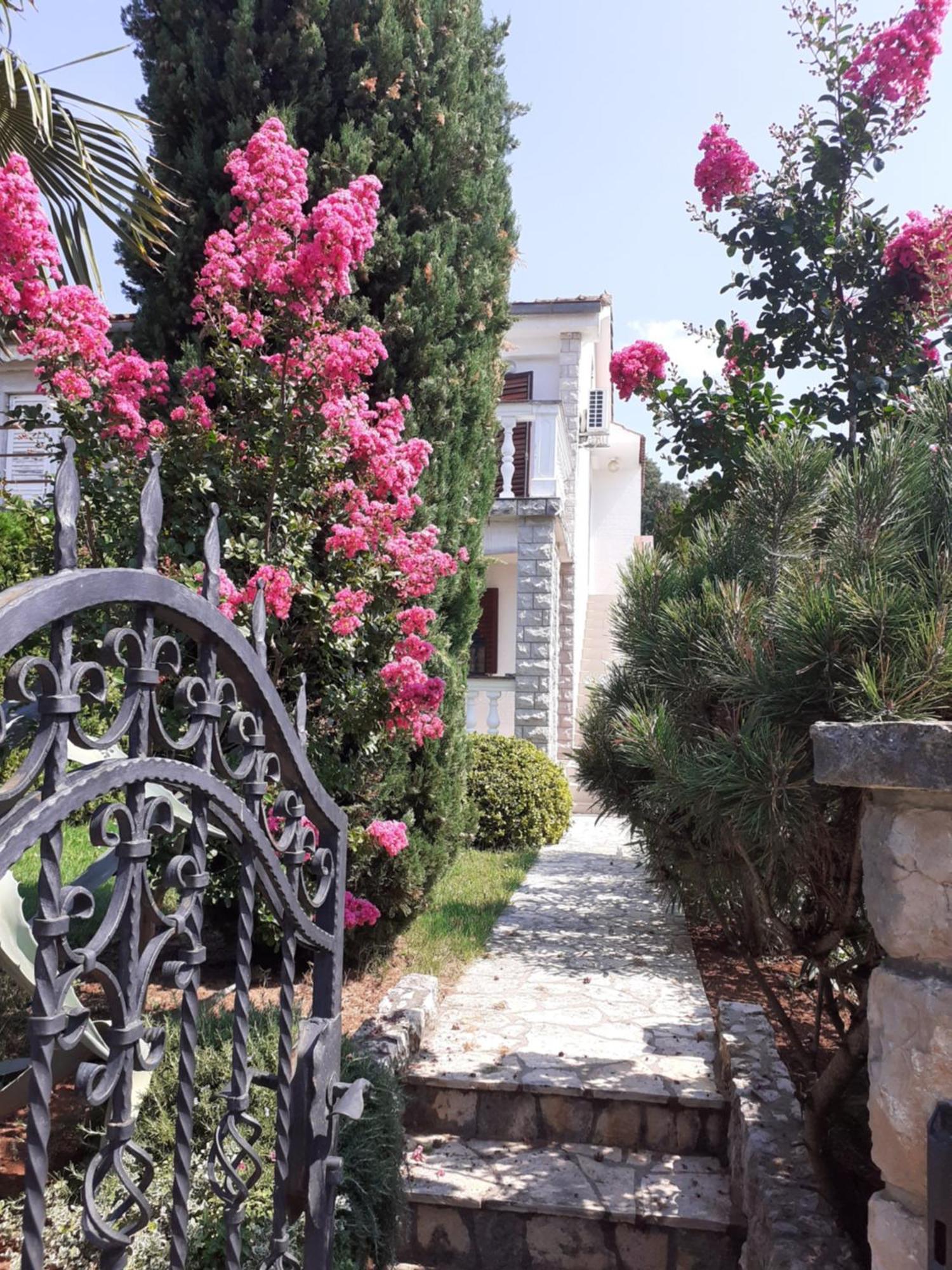 Holiday Home On Island Of Krk Малинська Екстер'єр фото